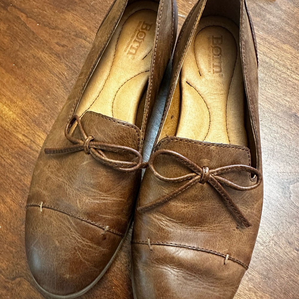 Born Leather flats